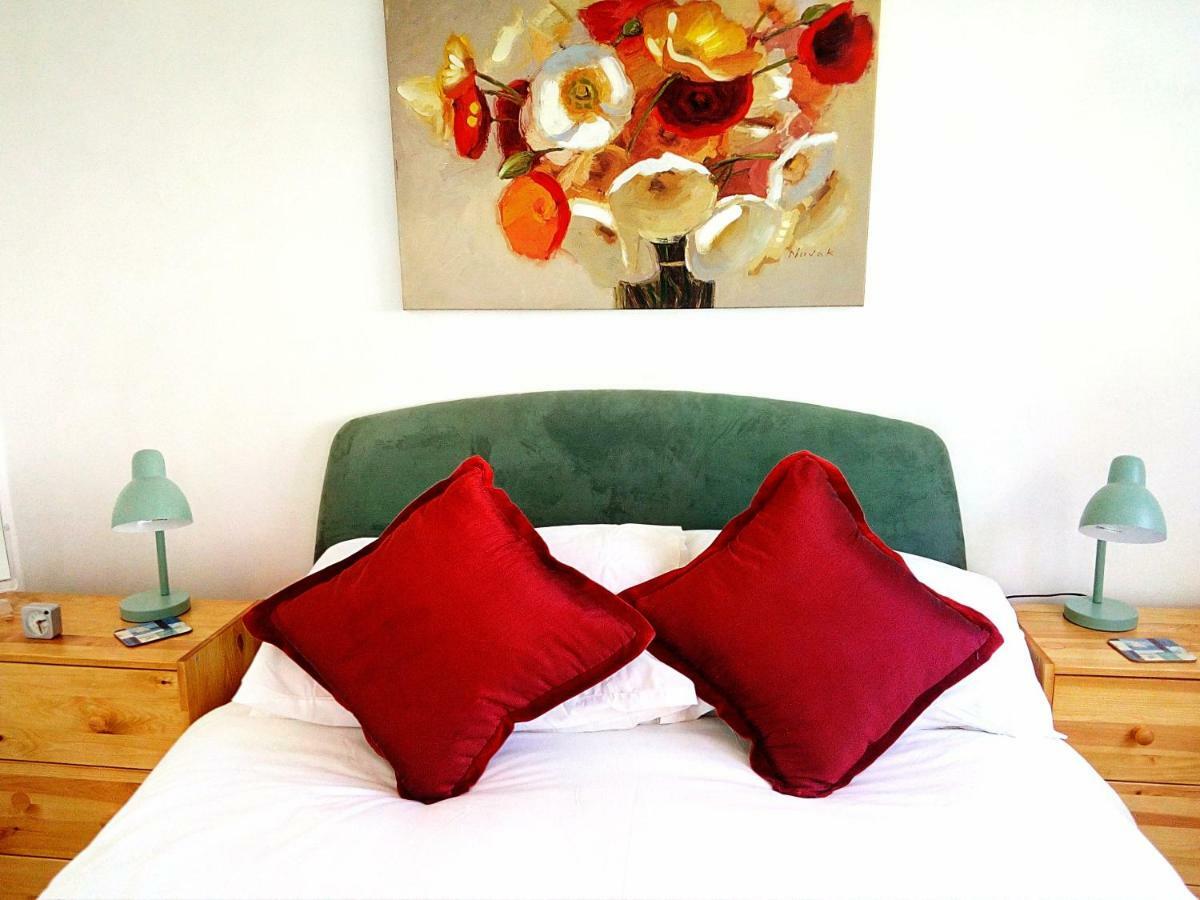 Chalet For Two - ดาร์ตมัธ ภายนอก รูปภาพ